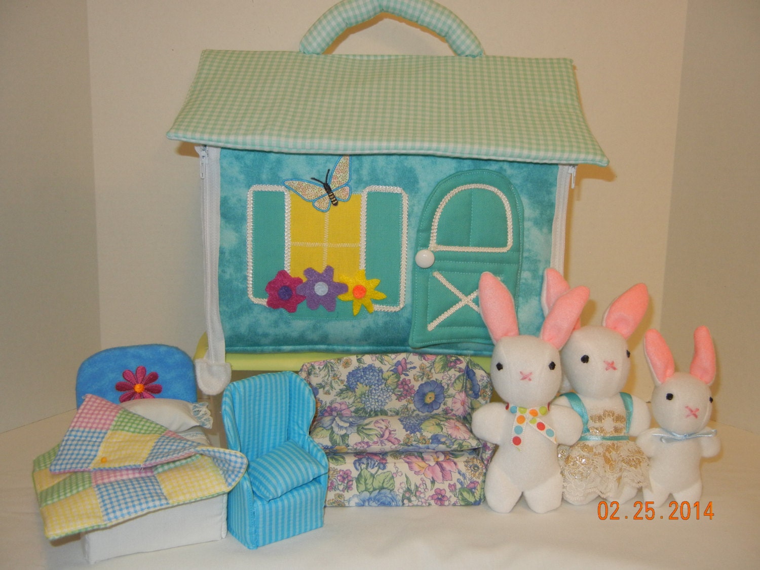 cloth dollhouse