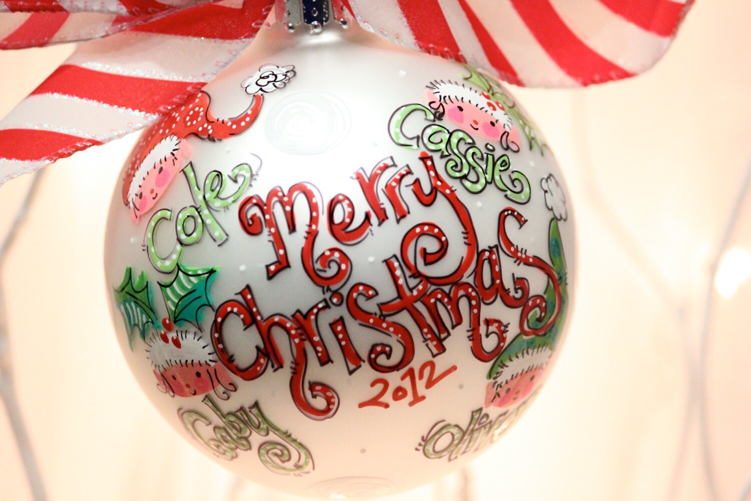 FAMILY ORNAMENT. personalized & handpainted