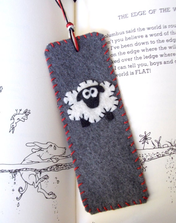 Items similar to Felt Sheep Bookmark on Etsy