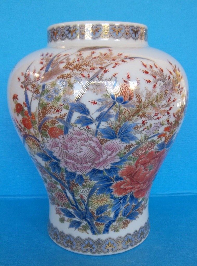 VINTAGE SHIBATA VASE Japan Floral Ivory Cream Peony Gilded