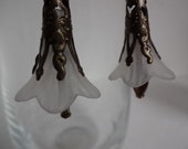 Vintage Spring Frosted White Lucite Bugle Bead Earrings