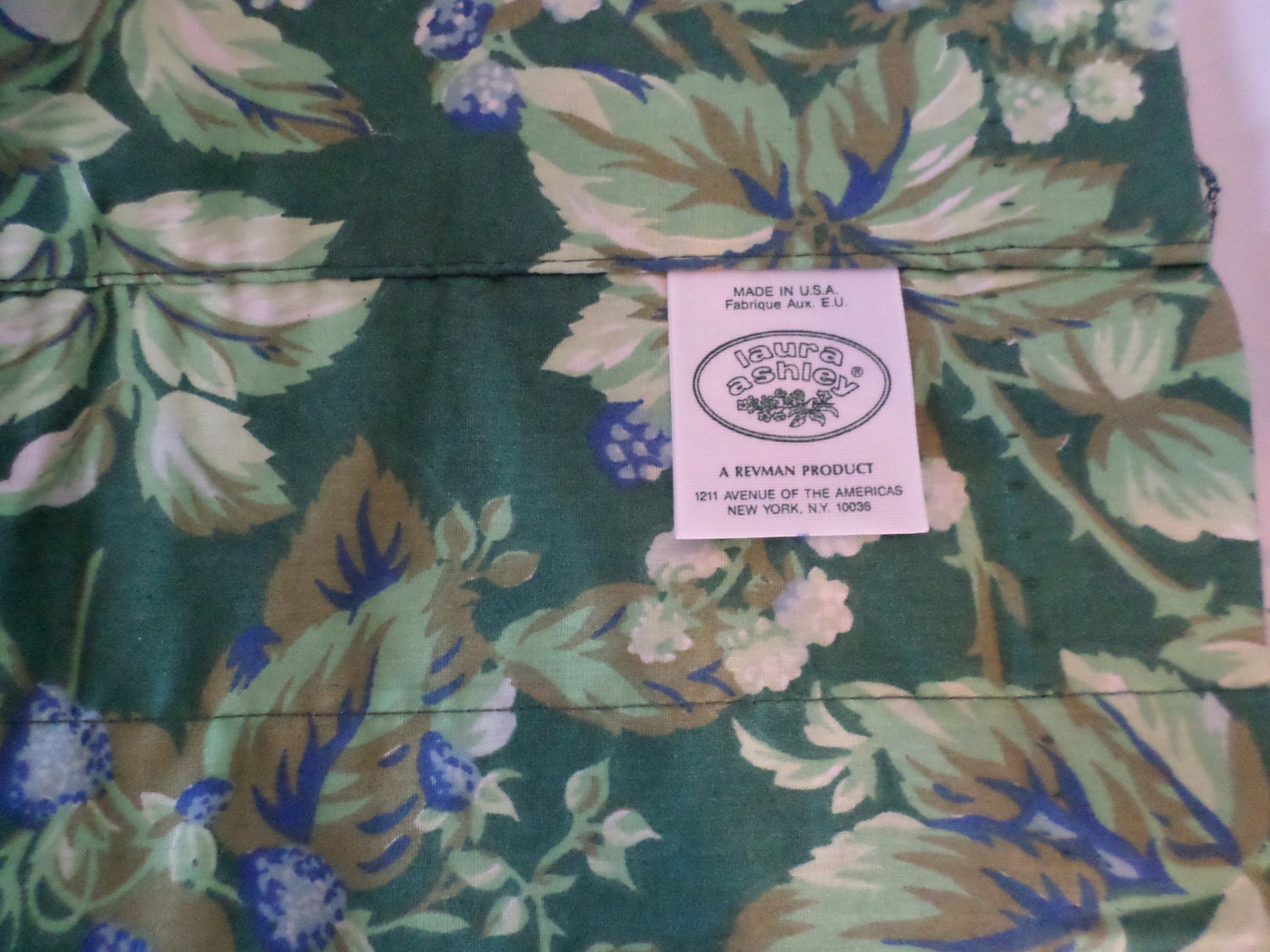 Vintage 90's Laura Ashley Bramble curtain by Goodstufforama