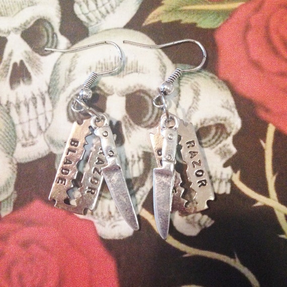 Killer Earring Razor blade earrings knife by SinisterDestruction
