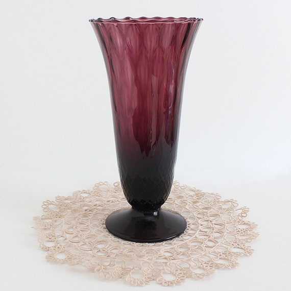 Amethyst Purple Optic Art Glass Vase