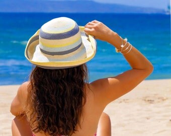 Silver Shell Bangle Hawaiian Bracelet Hawaiian Jewelry Beach Bangle Beach Jewelry Shell Bracelet Puka Shell Bangle Hawaii Jewelry Seashell