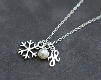 Sterling Silver Snowflake Necklace, Personalized Initial Jewelry, Winter Bridesmaid Gift, Pearl Initial Necklace