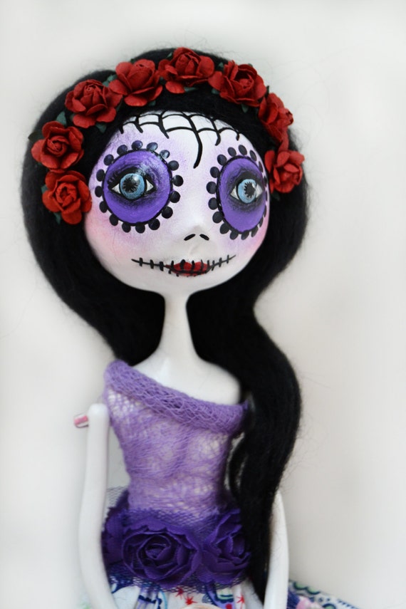 minnie mouse dia de los muertos doll