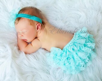 YOU CHOOSE COLOR - Lace Ruffle Baby Bloomers, Lace Diaper Covers, Baby Bloomers, Photography Prop