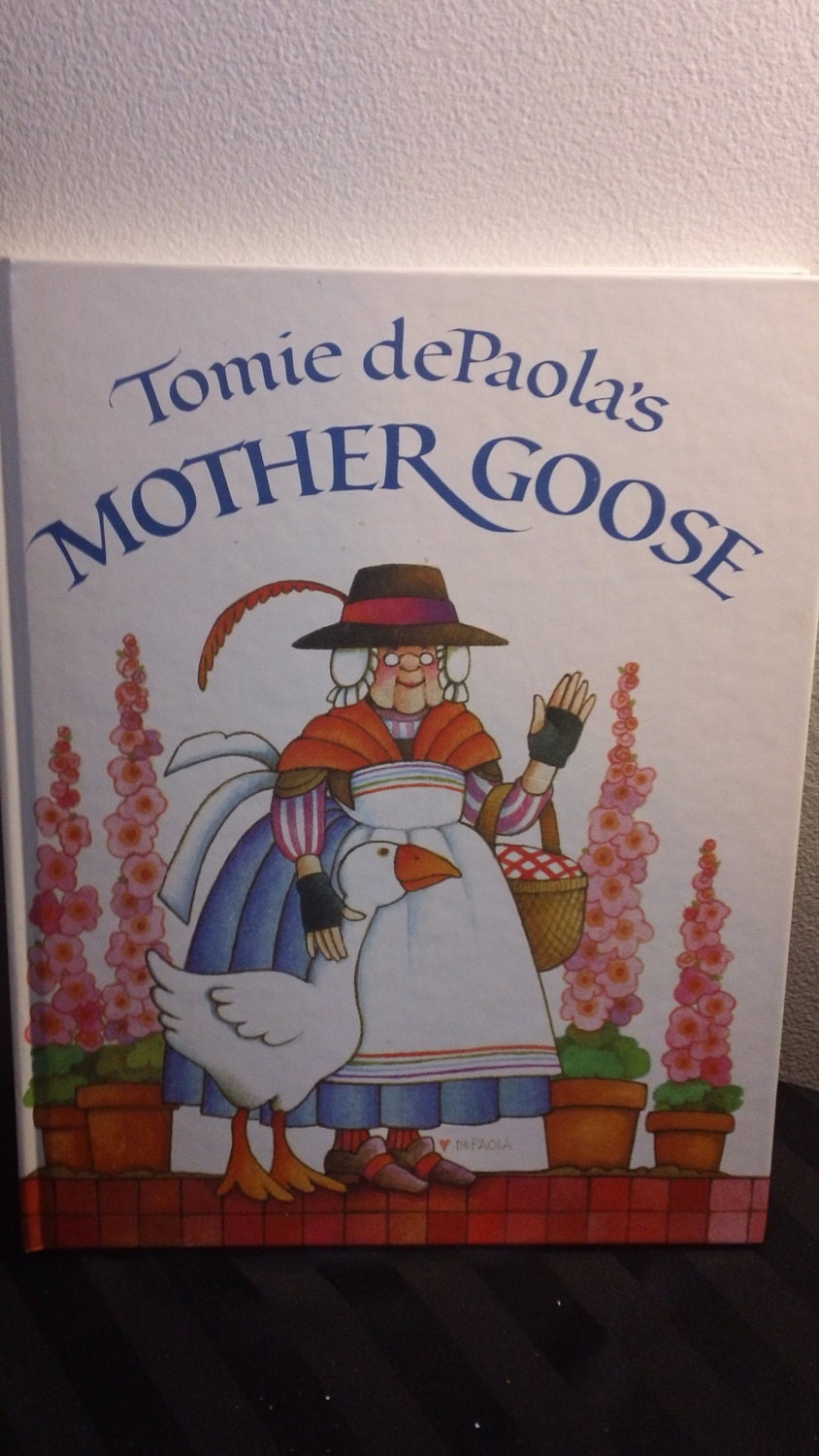 Tomie dePaolas Mother Goose