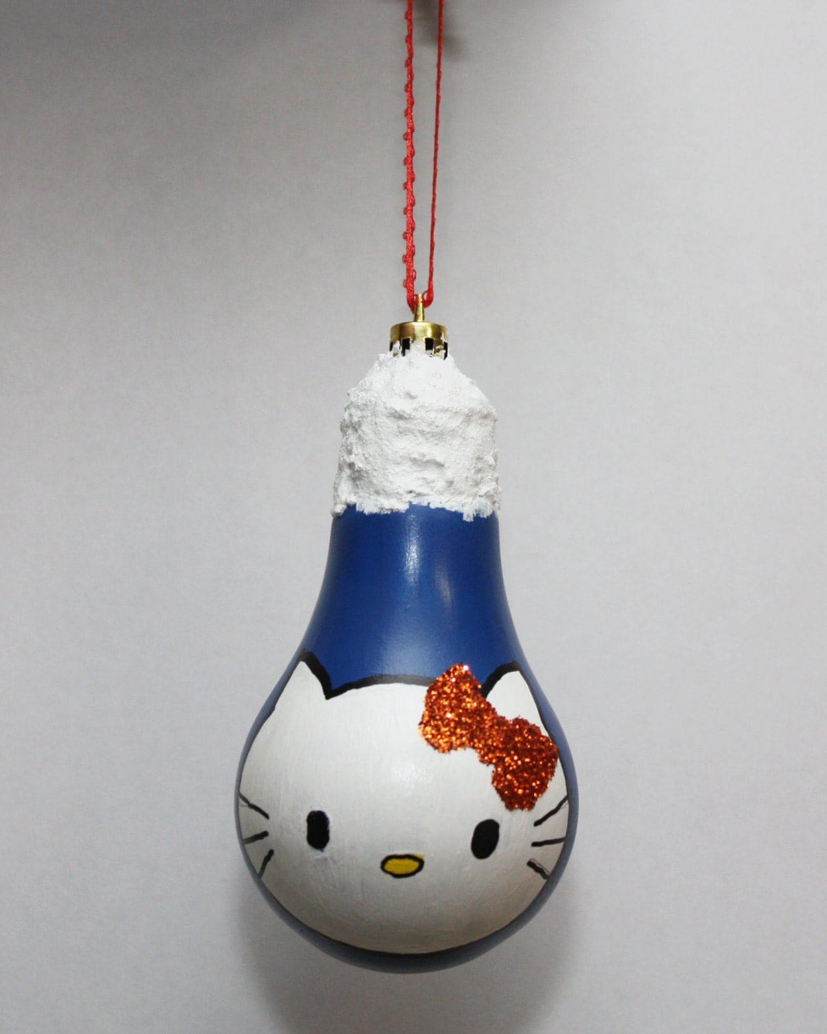 hello kitty bulb ornament by donnascraftsandmore on etsy hello kitty bulb ornament by donnascraftsandmore on etsy