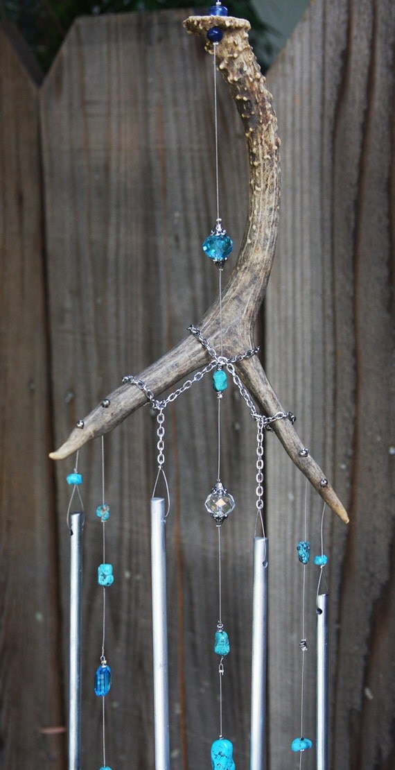 23 Deer Antler Windchime With Turquois Blue White