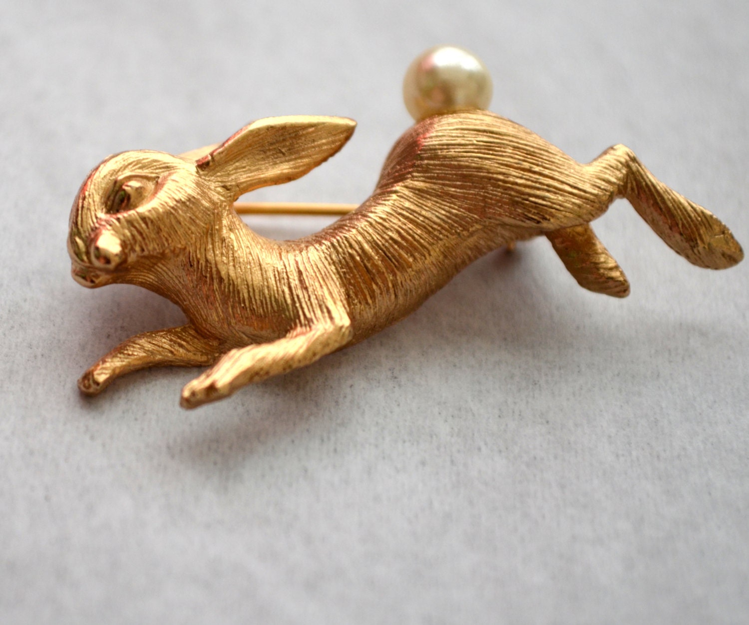 Vintage Napier Jack Rabbit Brooch / Bunny / Hare / Gold Tone