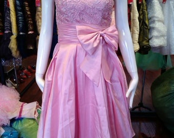 Pink lace top taffeta skirt bridesmaid dress with sweetheart neckline ...