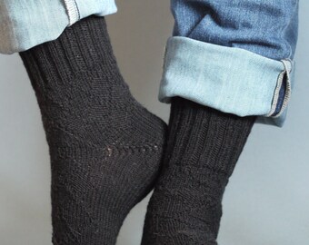 Knitted socks for men