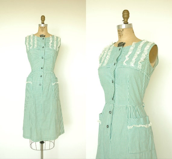 1940s Vintage Day Dress / Green Gingham Sleeveless Dress