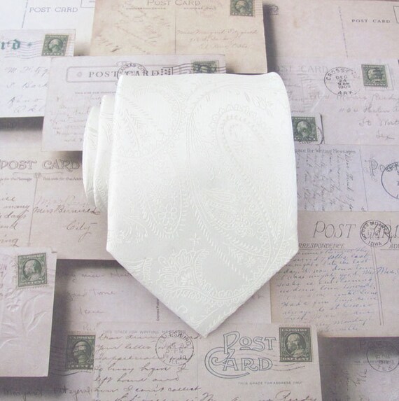 Mens Tie. Ivory Paisley Mens Tie With Matching Pocket Square