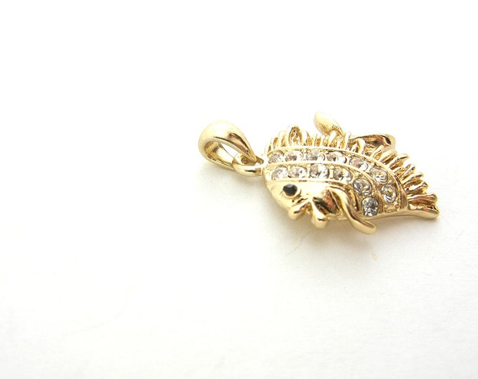 Fish Pendant Rhinestones Small Gold-tone