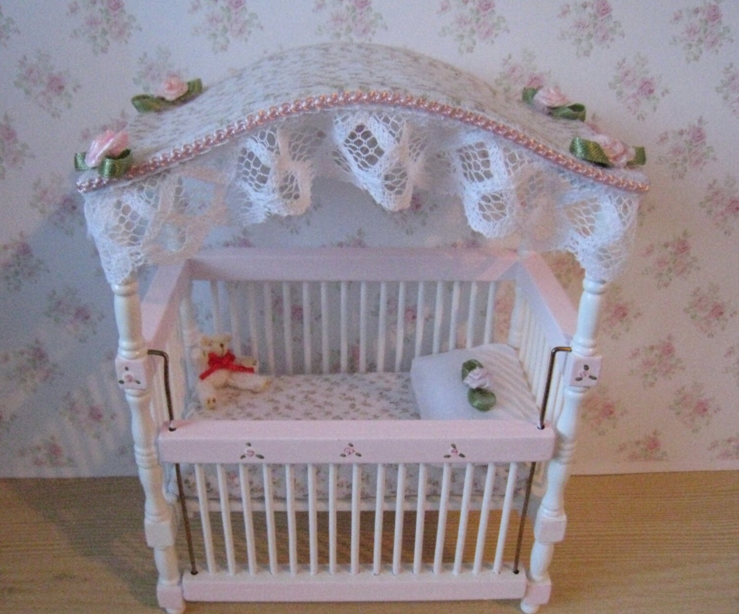 Miniature Crib dollhouse Cot Childs crib by Insomesmallwayminis