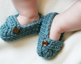 CHRISTMAS IN JULY Sale! Baby Booties, Baby Loafers, Baby Loafer Booties, Crochet baby booties, Crochet baby loafers