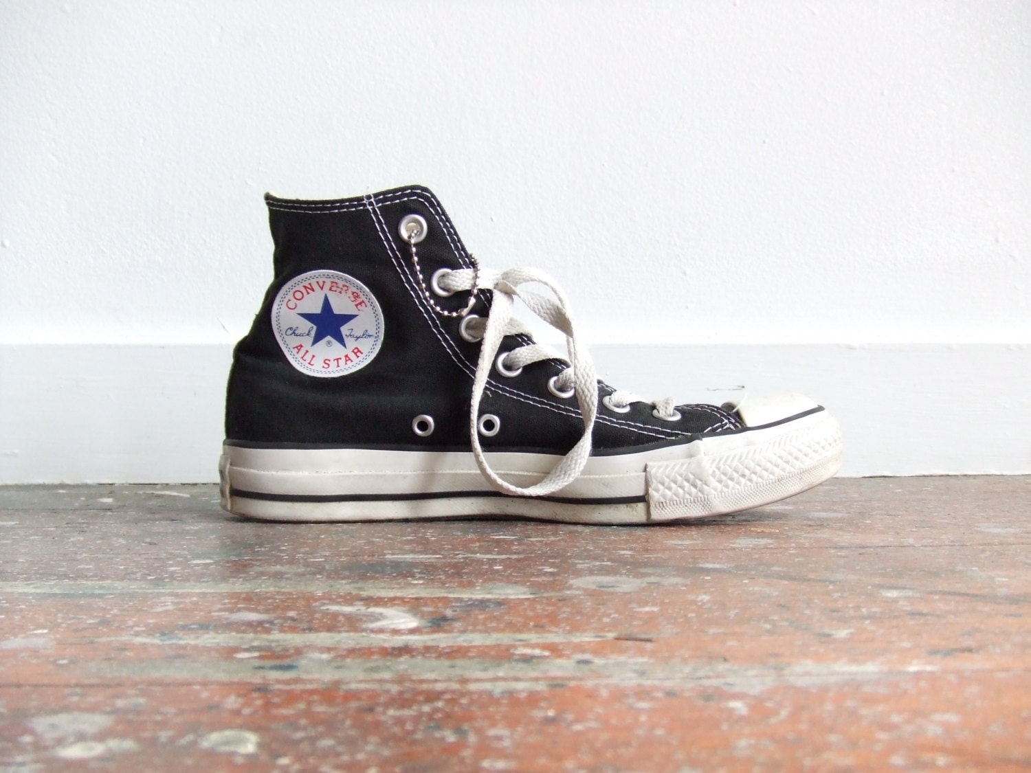 Vintage 1990s Converse hightop sneakers / 7