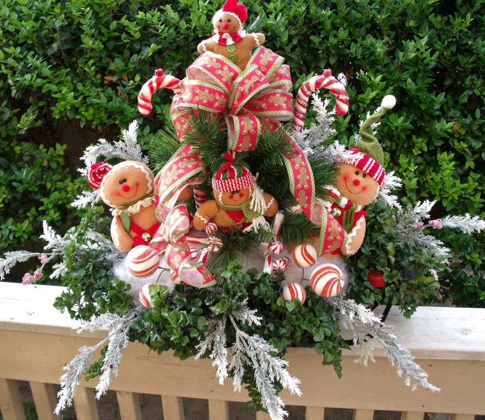 large christmas floral arrangement christmas centerpiece large christmas floral arrangement christmas centerpiece