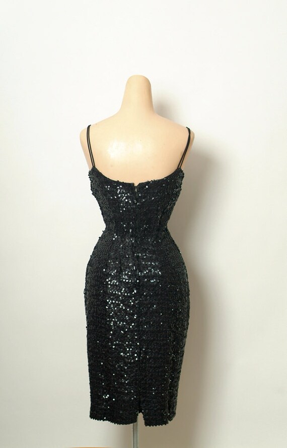 Vintage Black Dress / 50s wiggle dress / bombshell / sequin