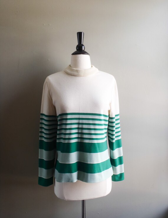 Vintage turtleneck sweater / retro green and white stripes