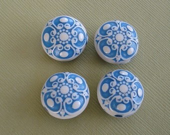 8-Vintage Etched Mosaic Blue and White Flat Round Beads 18mmx12mm.