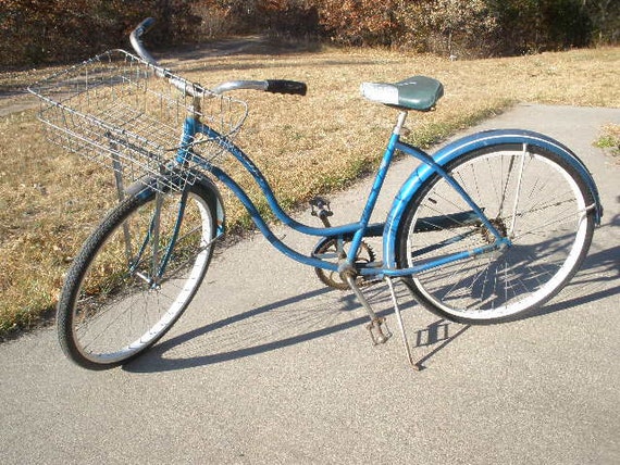 schwinn hollywood beach cruiser