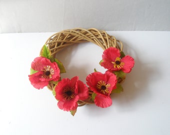 Popular items for poppy wreath on Etsy