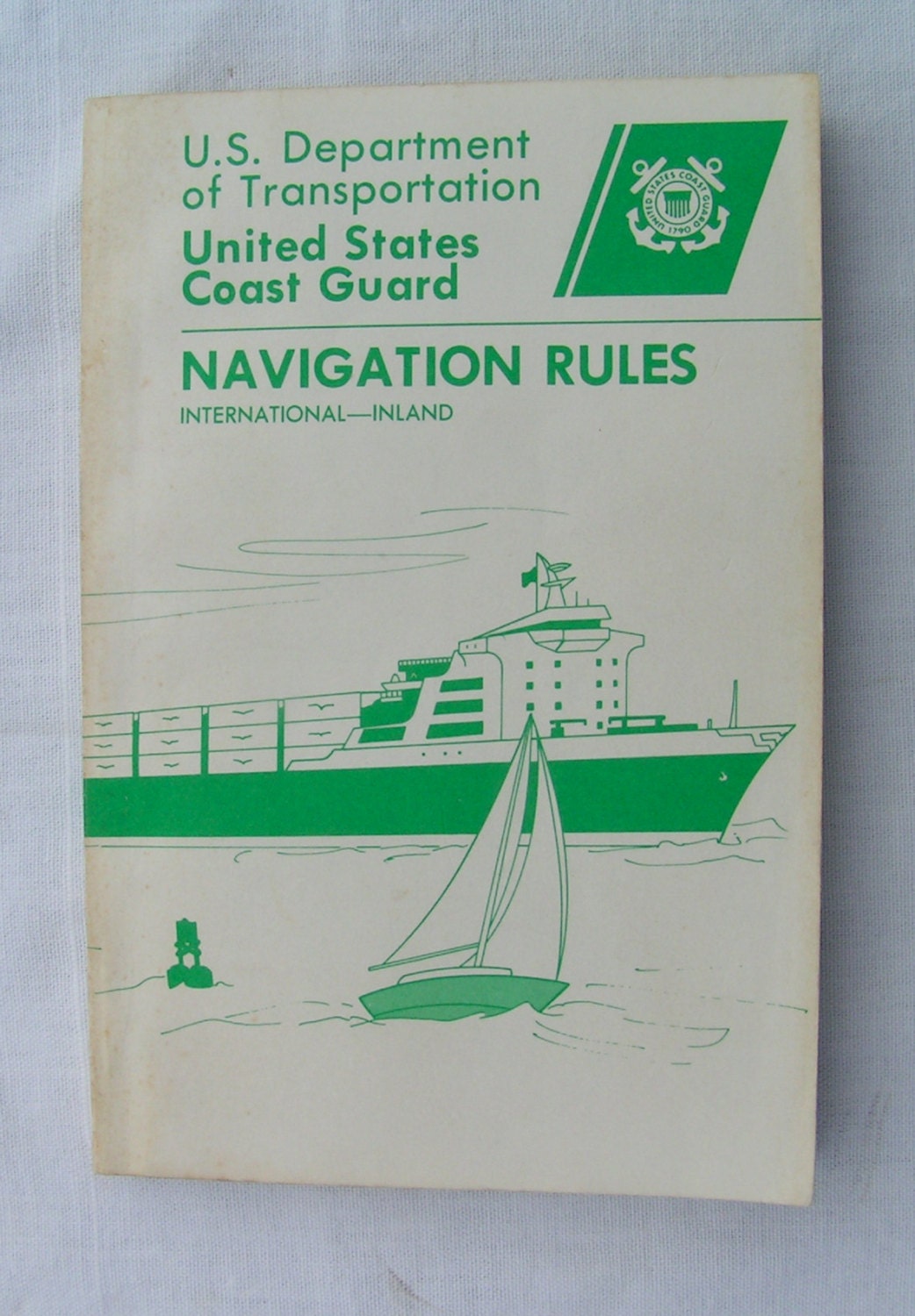 US Dept Transportation Coast Guard Navigation Rules Book