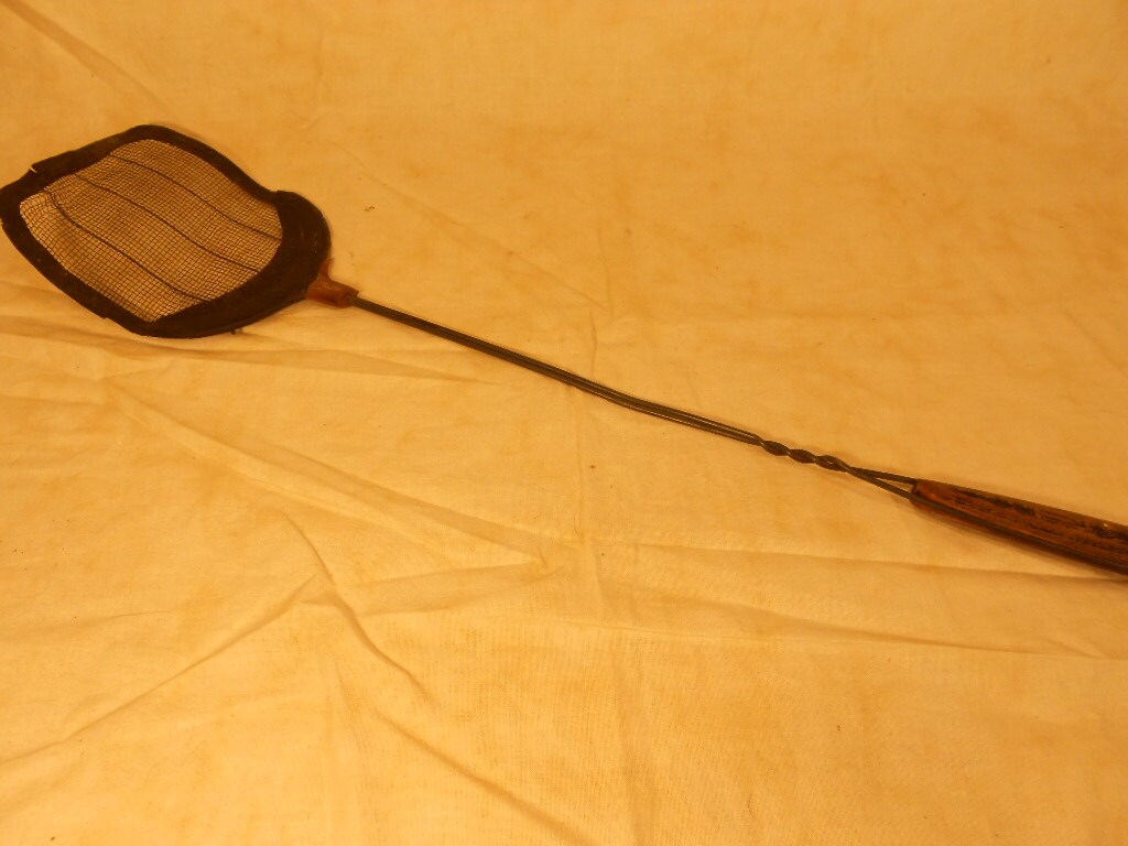 Vintage Fly Swatter by ToEverySeason on Etsy
