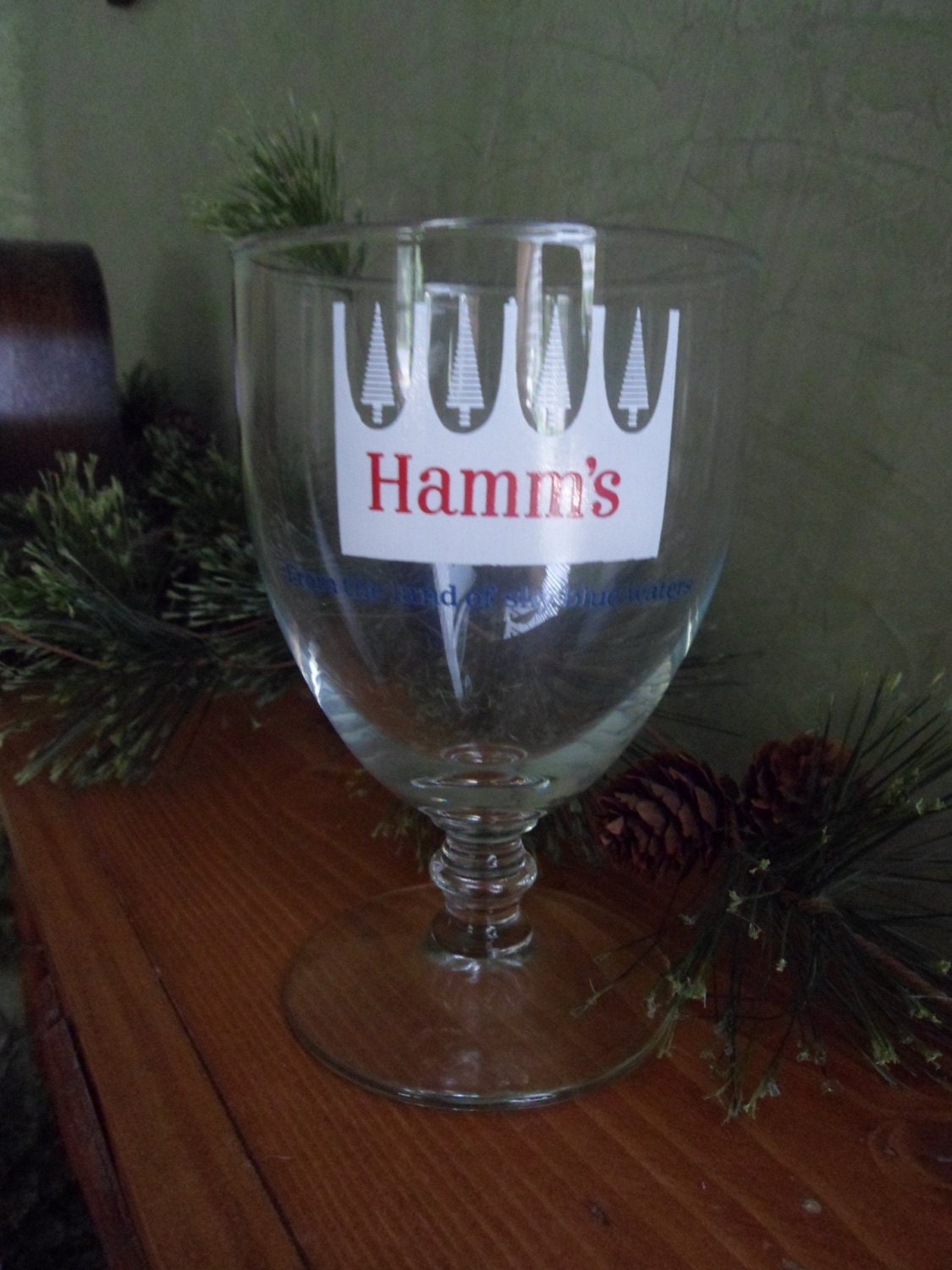 Hamms Beer Glass Drinking Goblet 12 oz Glass Hamms Beer