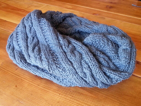 The Magical Twisted Cowl knitting pattern for by WoolfsClothing
