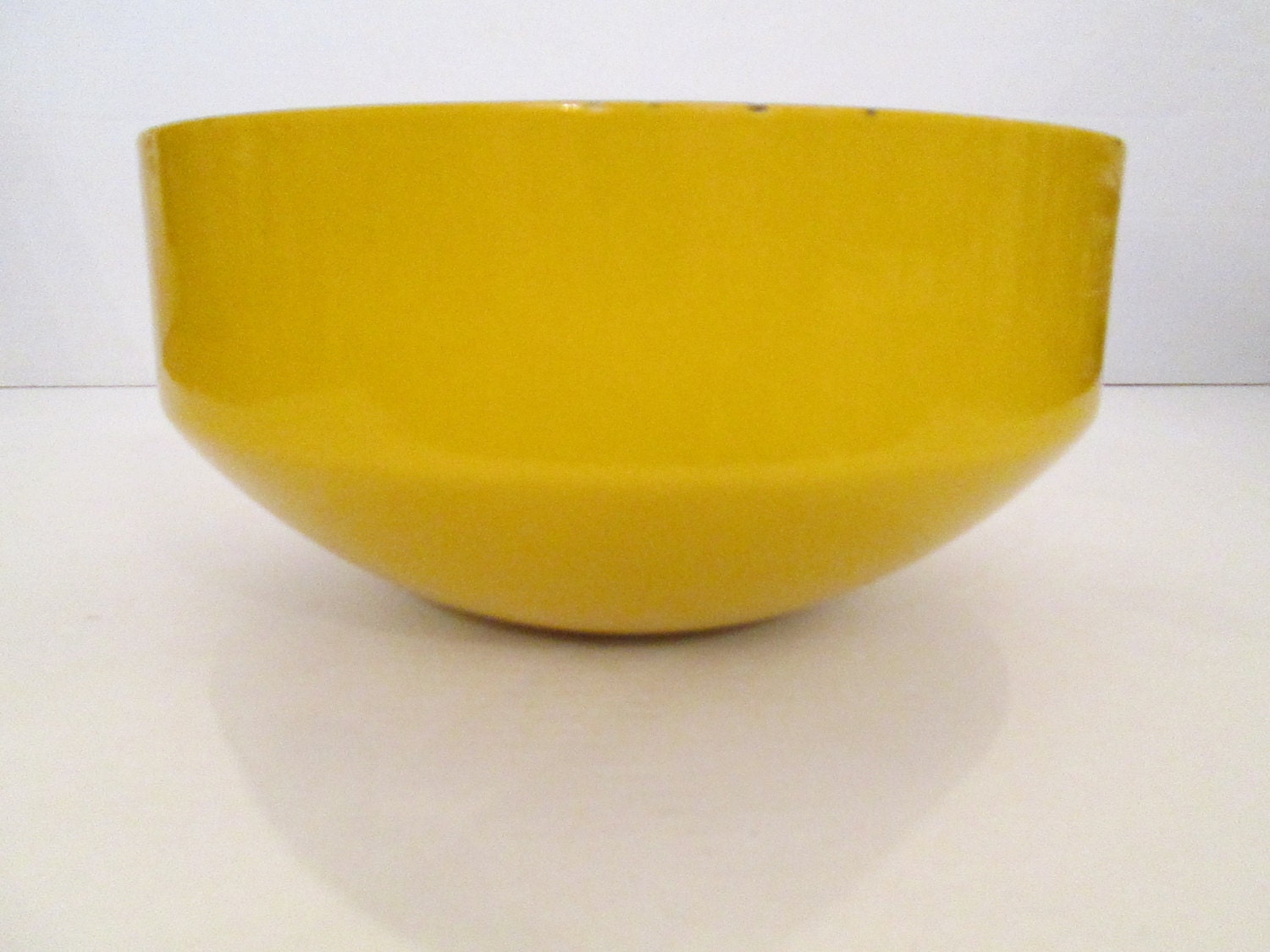 Large Copco enameled bowl yellow serving bowl Michael by goodluxe