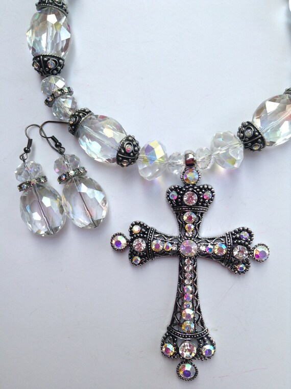 Chunky Statement NecklaceCross NecklaceStatement