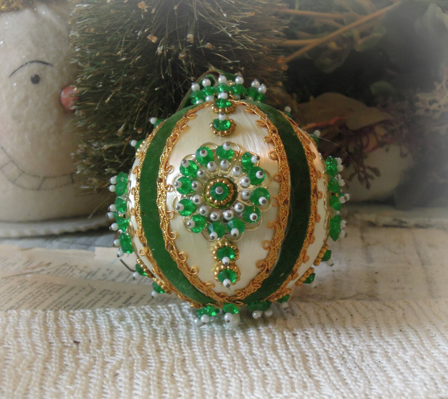 vintage-christmas-ornament-push-pin-by-jmhallcuriosities-on-etsy