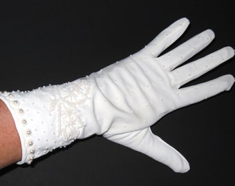 Vintage 1960s BEADED Off White Floral PEARL 10' Wrist Dress GLOVES..Made in Hong Kong..Prom Wedding Cotillion Edwardian Victorian