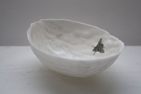 Catch the fly  Big walnut shells made from by madebymanos on Etsy