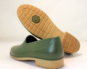 Vintage Sloggers Garden Shoes Rubber Waterproof Puddle Jumpers Mud Shoes USA Size 8 EU 39