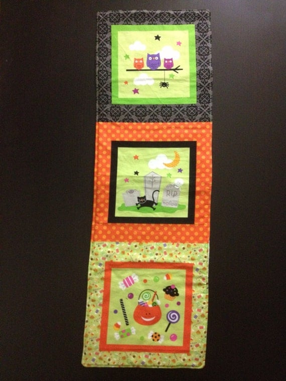 Quilted Halloween table runner 