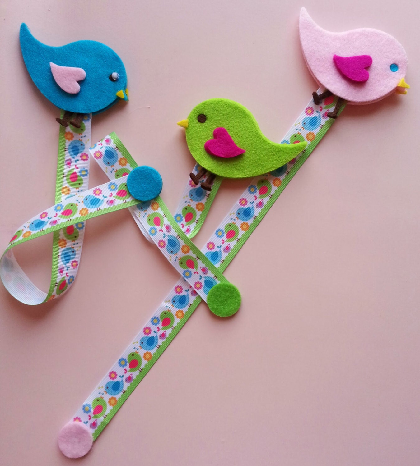 1 Felt bookmarks baby bird with ribbon by Muncialda on Etsy