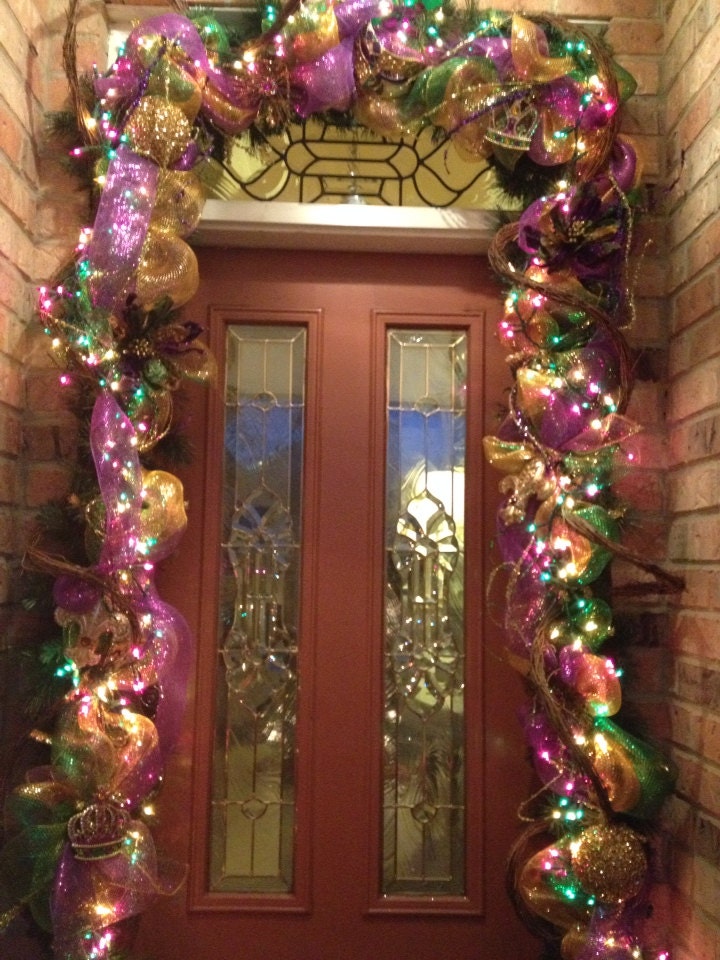 large mardi gras ball garland