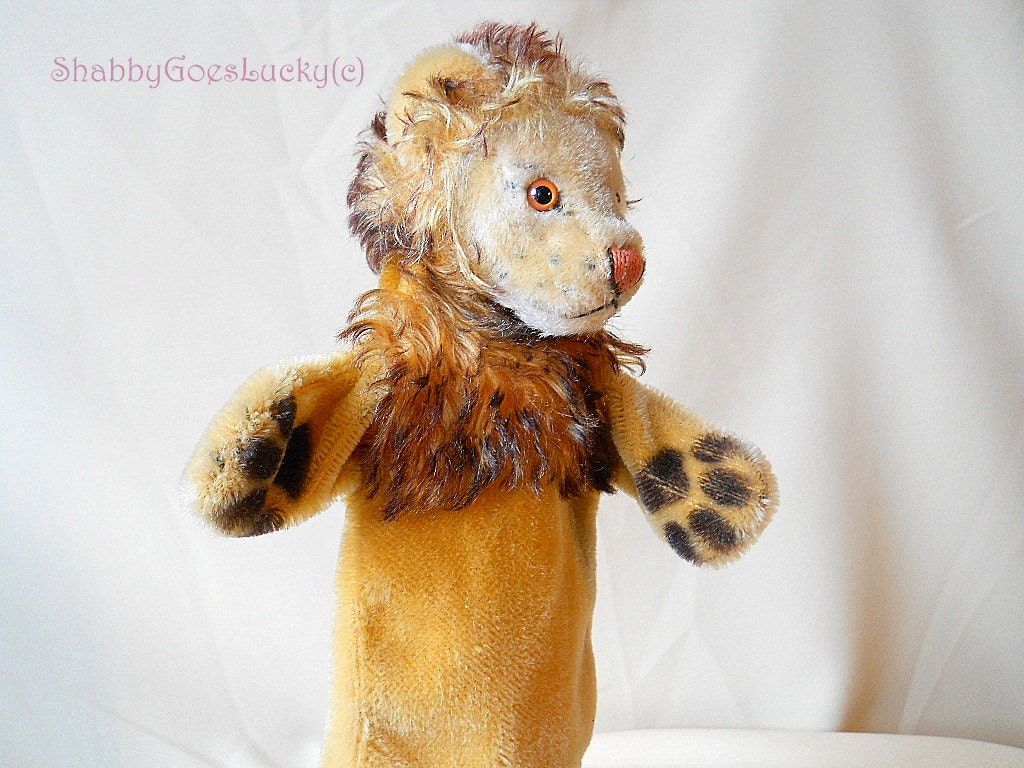 steiff lion vintage