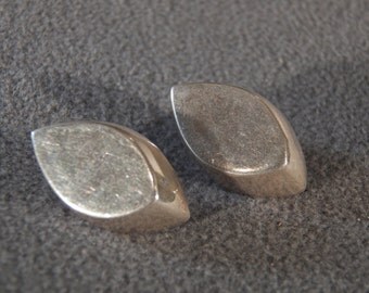 Vintage Sterling Silver Art Deco Earrings in a Marquise Shape M