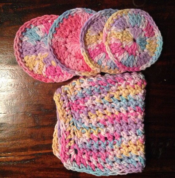 Items similar to Hand crocheted washcloth and scrubbie set ...