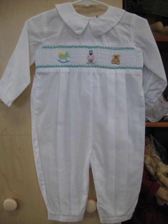 Items similar to Vintage Christmas Smocked Baby Boy Bubble Suit 9 Month ...