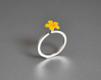 Spread Love Statement Ring - Size 8