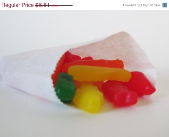 15% off - 75 White paper treat bag , french fry, party favor, candy buffet bar Il_570xn