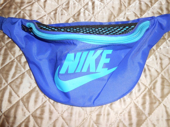 nike windbreaker fanny pack